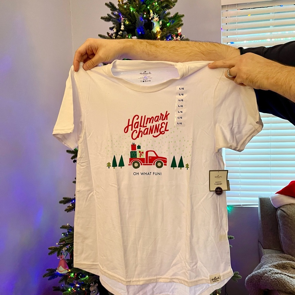NWT, Hallmark Channel, Holiday Graphic T-Shirt, L